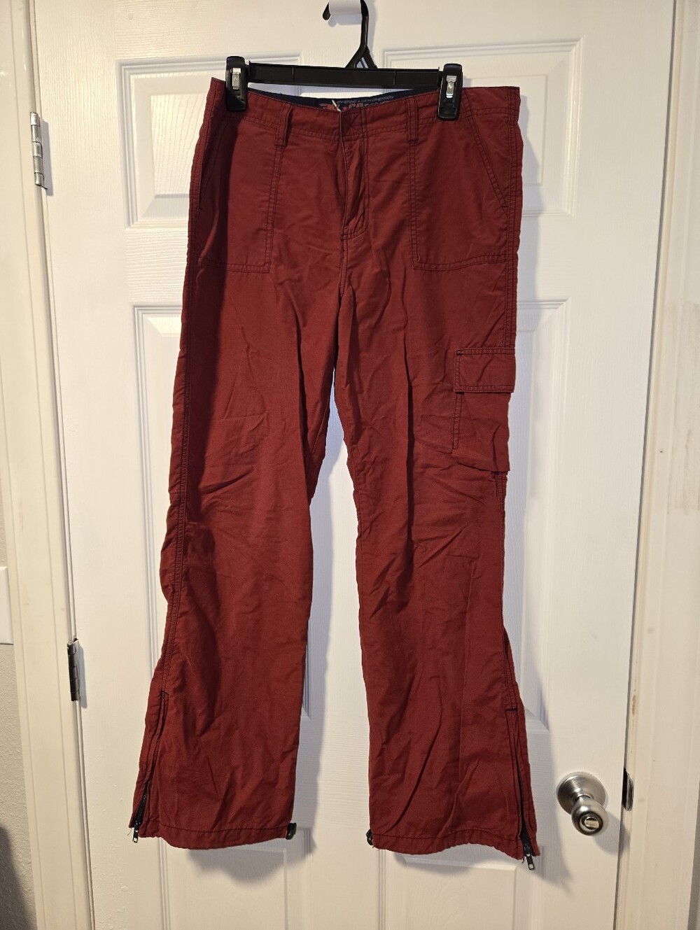 Vintage Women's Burgandy Cargo Pants - Casual Utility Style